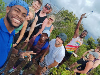 /album/fotogaleria-karibik-island-hopping-zajezd-vy-a-my/island-hopping-zajazd-00-10-jpg1/